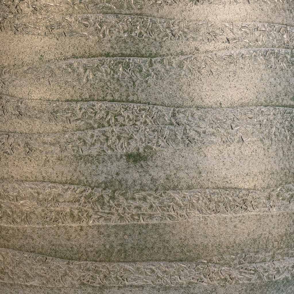 Joyce Pot Shiny Olive Close Up