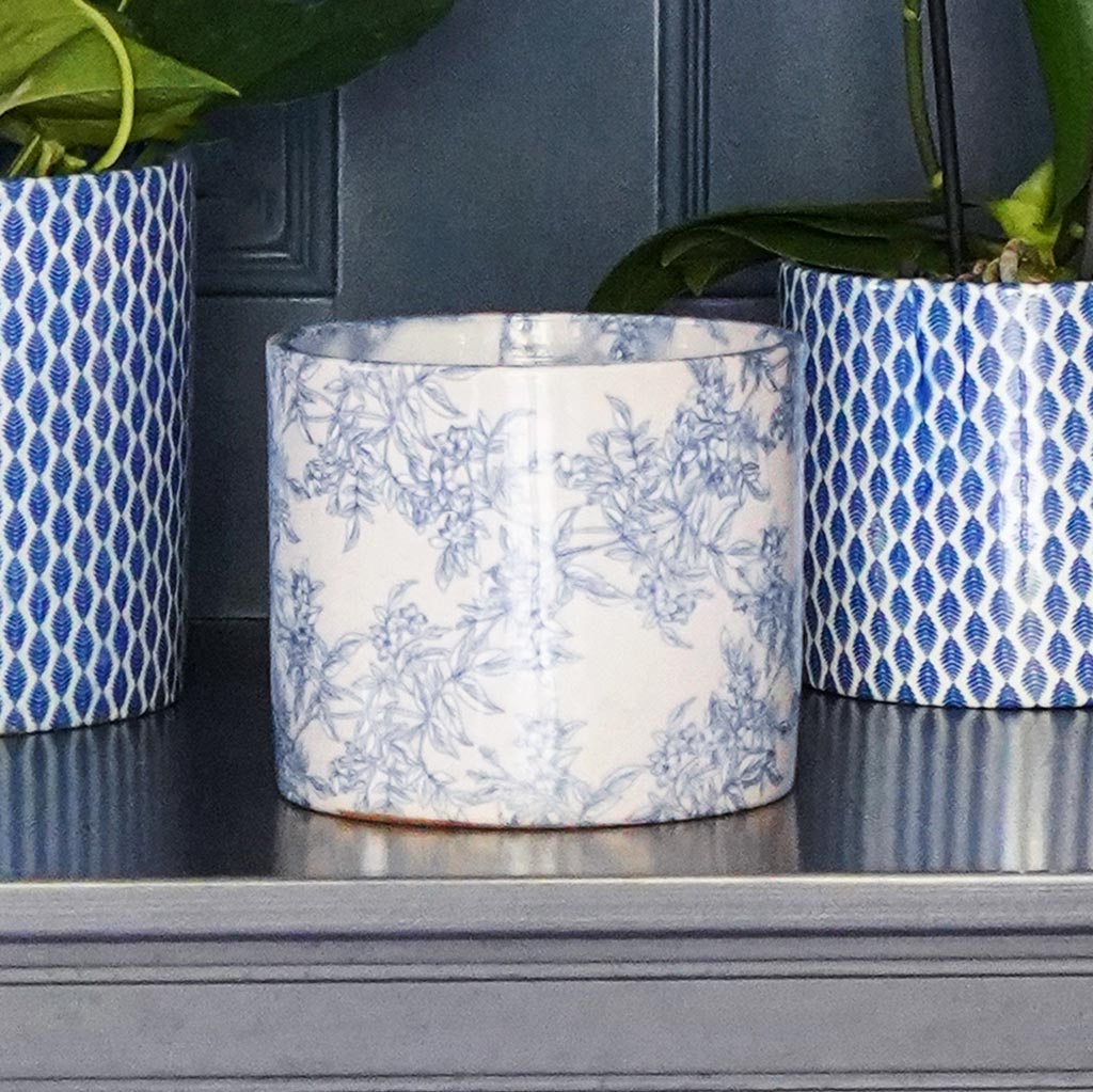 Lazzaro Plant Pot - Vintage Foliage Close Up