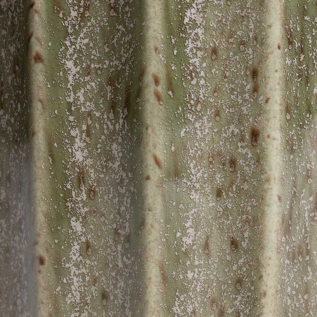 Lugano Scalloped Plant Pot - Green Surface