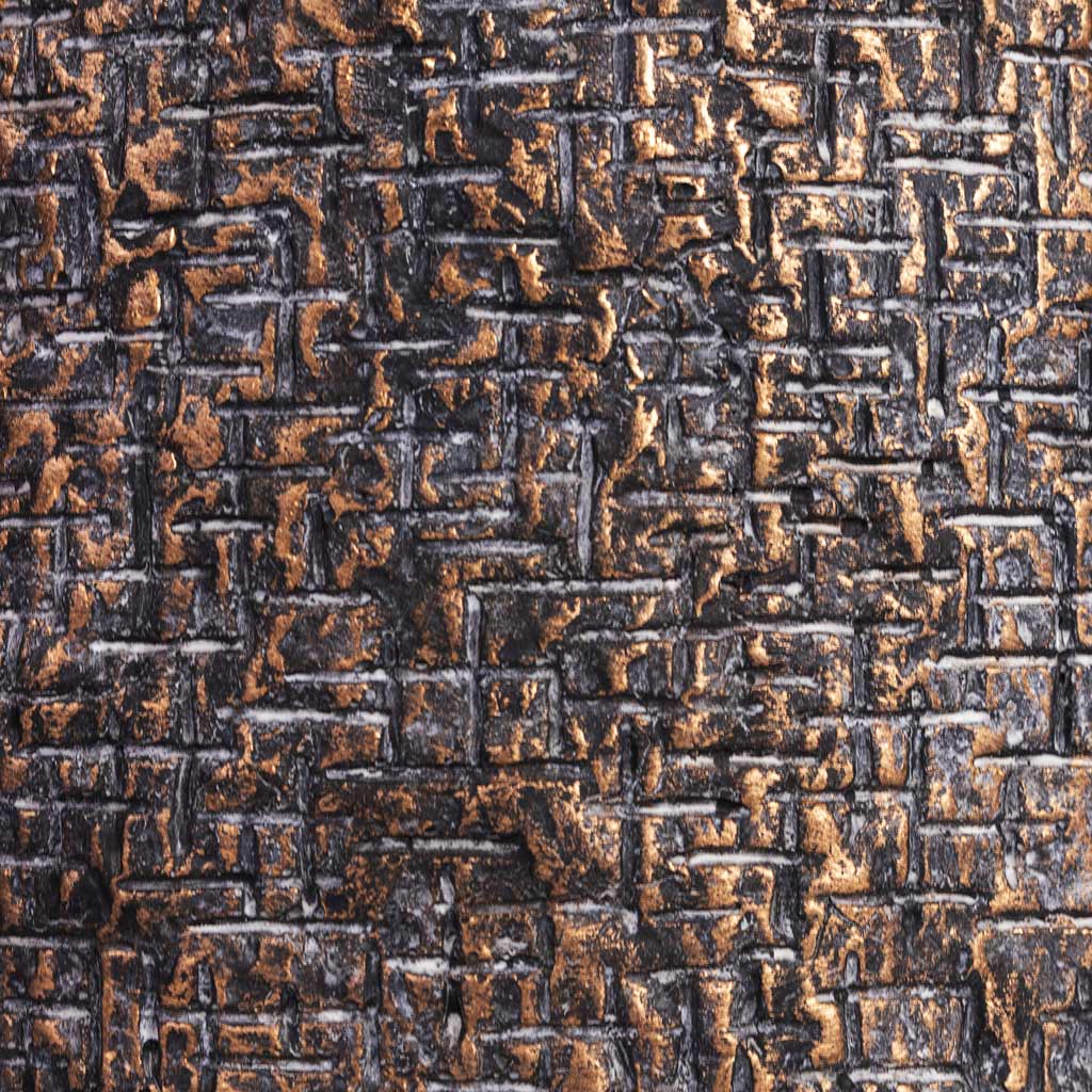 Maxim Plant Pot Shiny Earth Close Up Detail