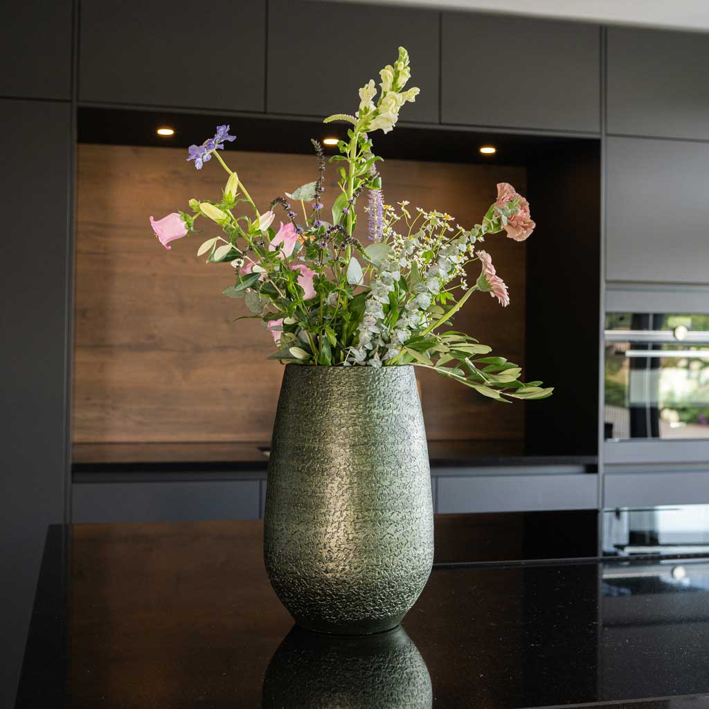 Noor Plant Vase - Velvet Green