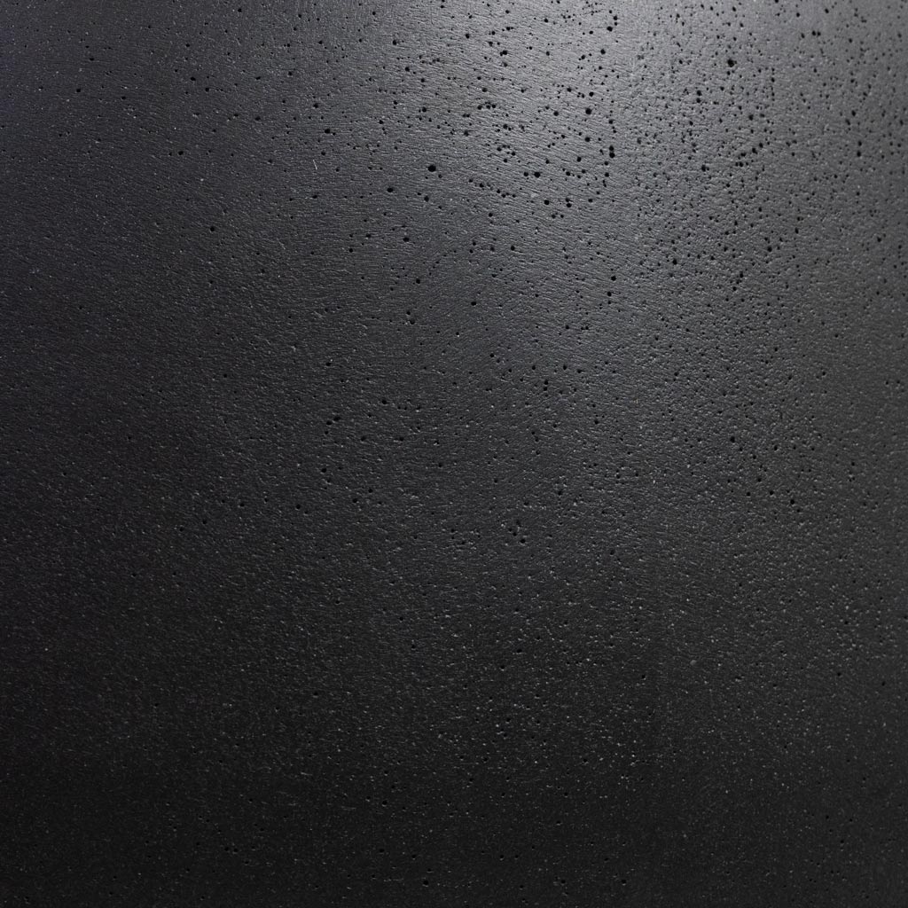 Orb Natural Planter - Black Surface