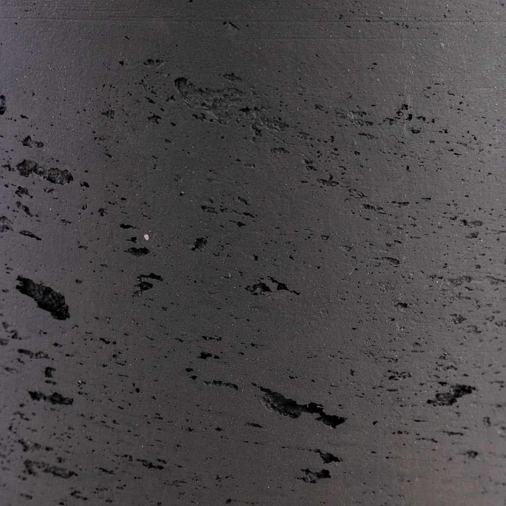 Puk Pot Black Washed Close Up