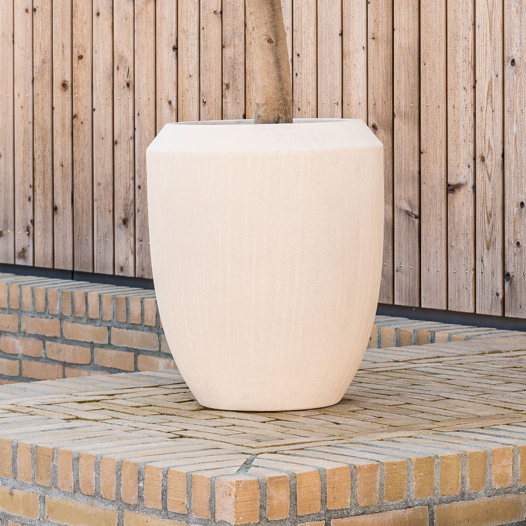 Polystone Coated Plain Coppa Planter - Natural