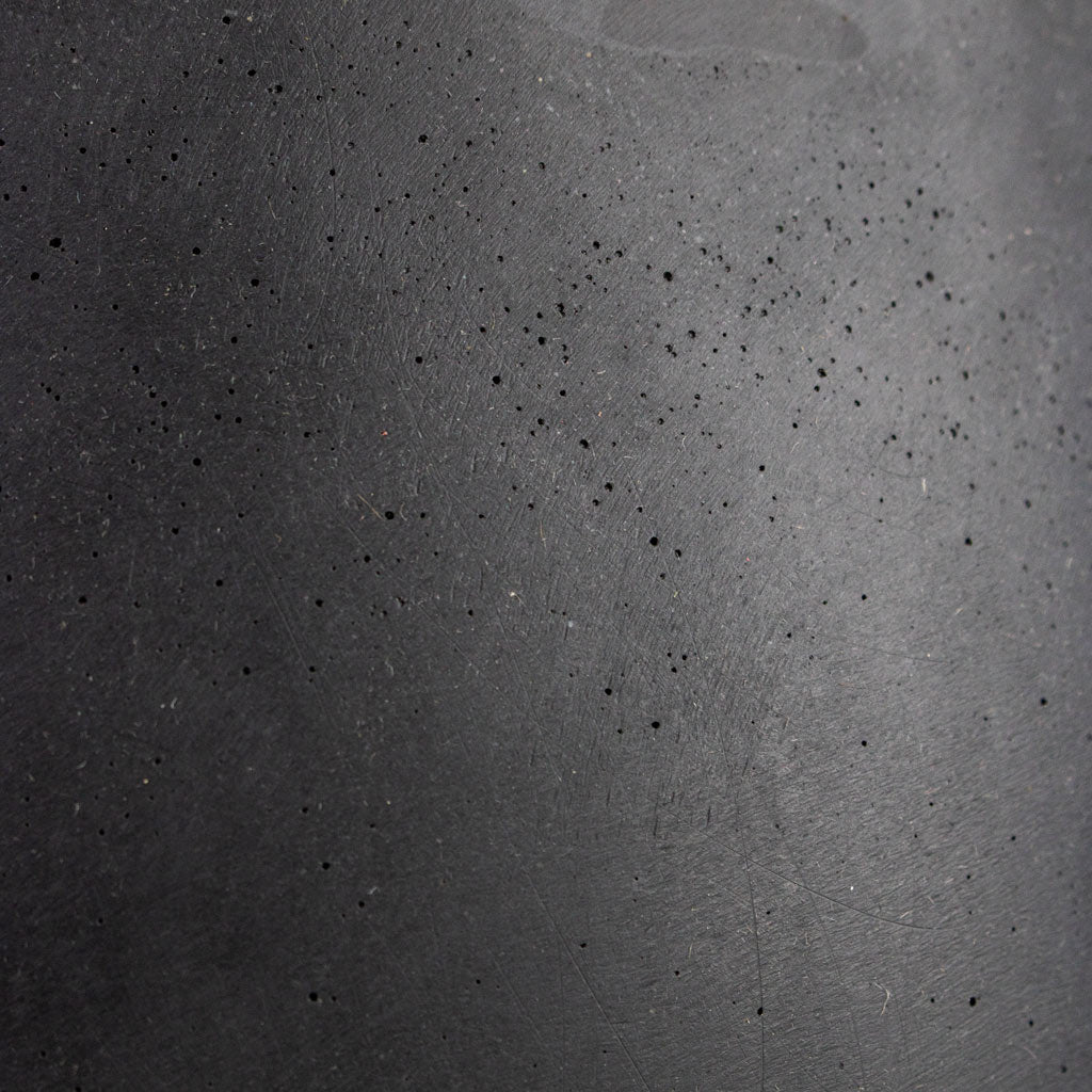 Kevan Natural Planter Black Close Up