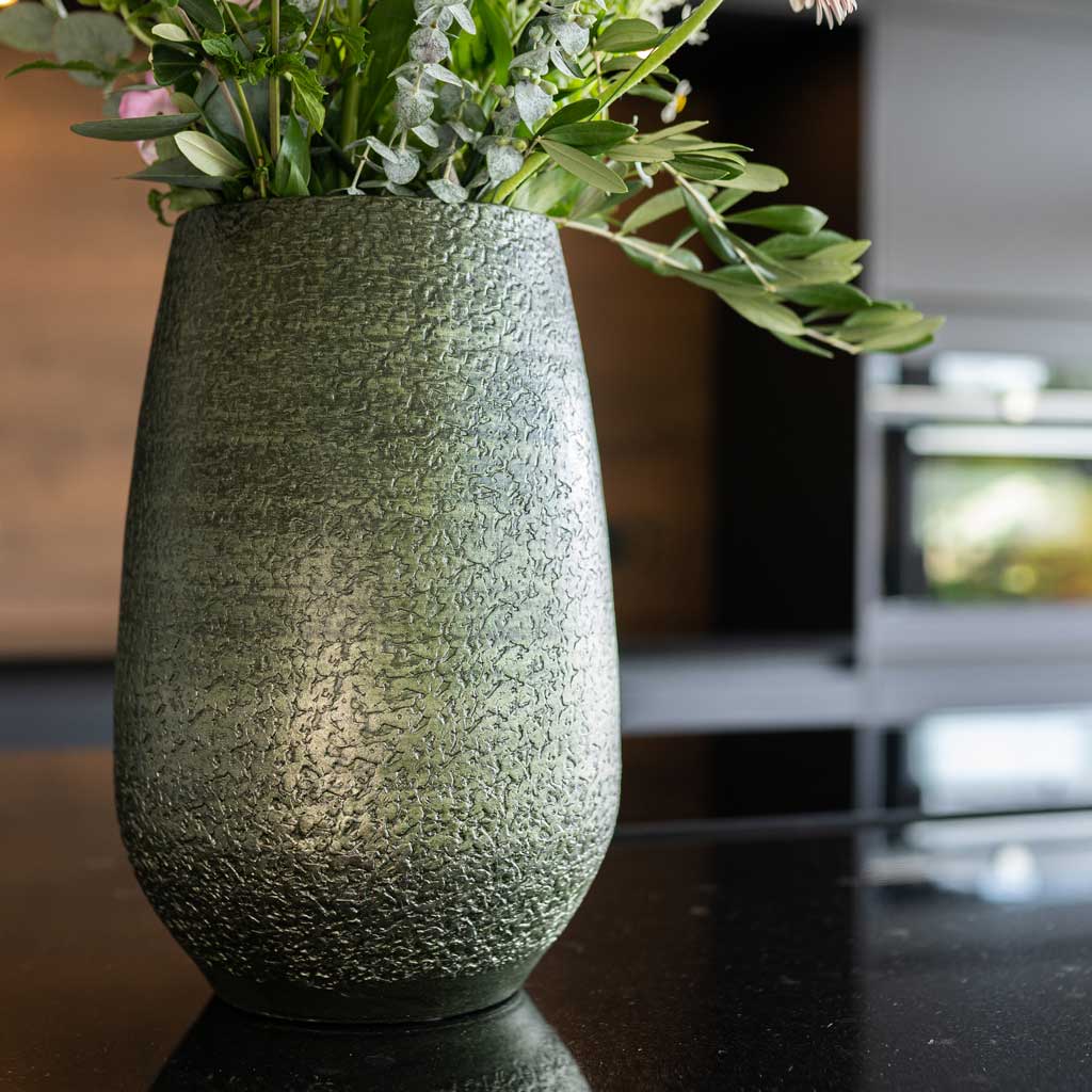 Noor Plant Vase - Velvet Green