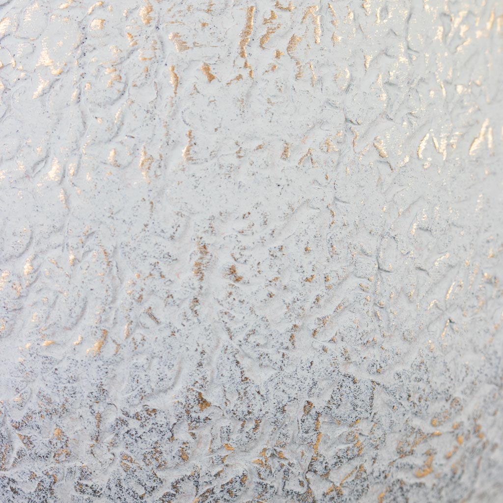 Noor Pot Metallic Grey Close Up