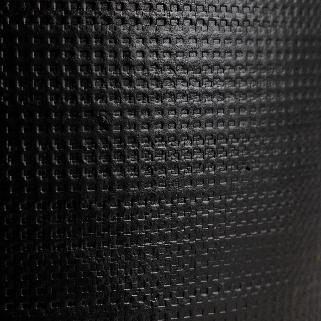 Norell Pot Black Close Up