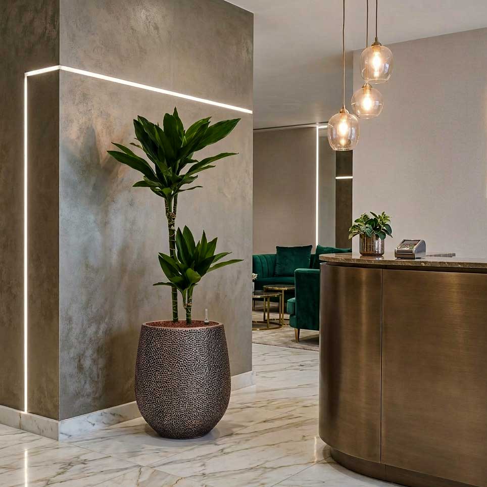 Opus Hit Darcy Planter - Large Plant Display