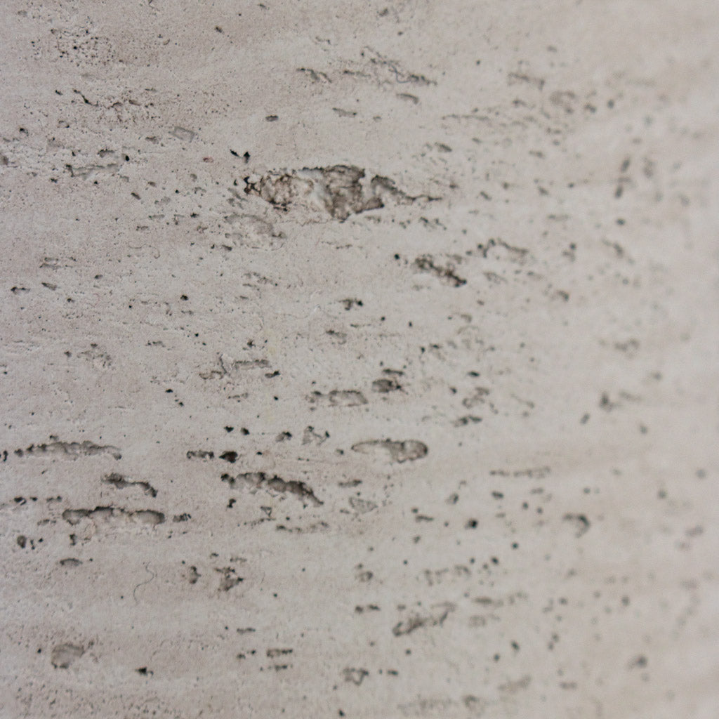 Patt Pot Low Stand Grey Washed Close Up