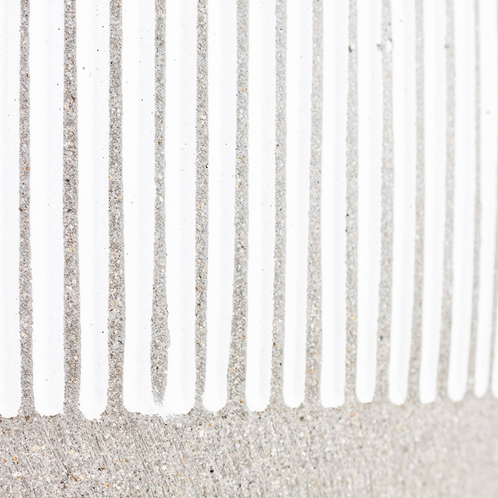 Pax Ridged Pot White Stripe Close Up