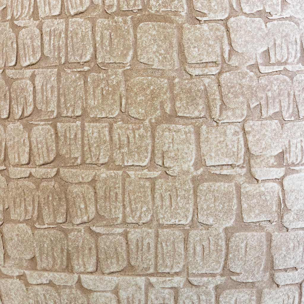 Renzo pot Sand Close Up 