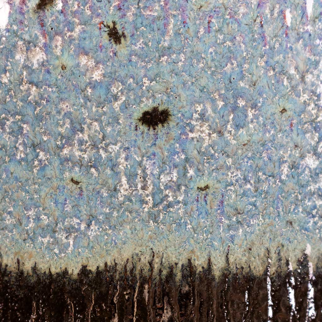 Vita Pot Lead Drip Close Up