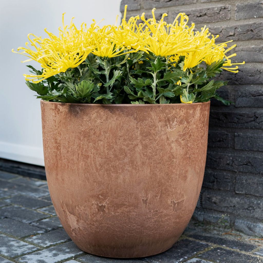 Bola Artstone Plant Pot - Oak Outdoors
