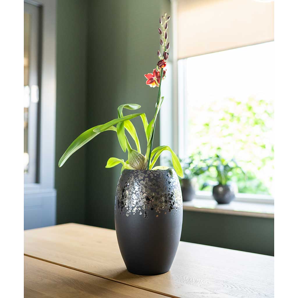 Kae Plant Vase - Mocha & Houseplant