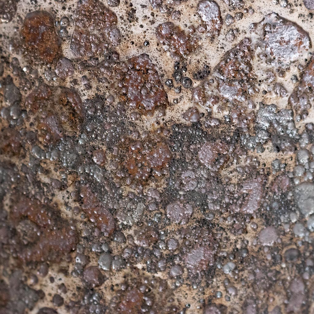 Lava Balloon Relic Planter - Rust Swatch